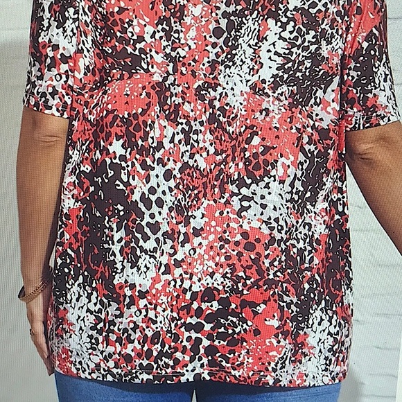 2 - Women's Short Sleeve Everyday Tops (Both 2XL) - Picture 5 of 16